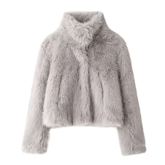 Cappotto corto in eco pelliccia